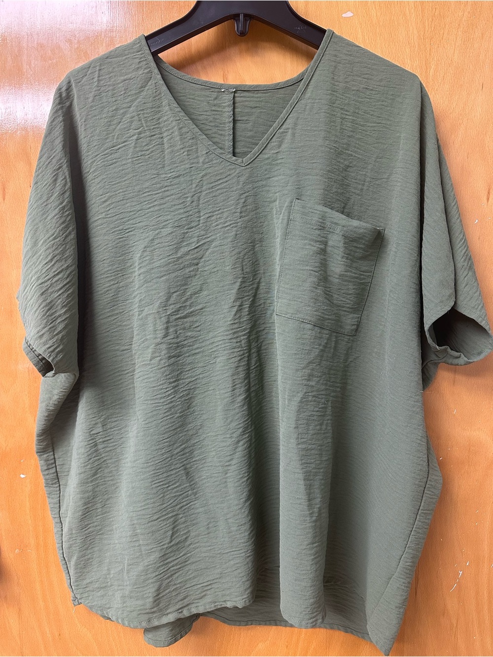 Women’s Relaxed V-Neck Short Sleeve Shirt - Olive Green